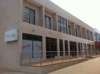 Hotel Labama Gaborone Esterno foto