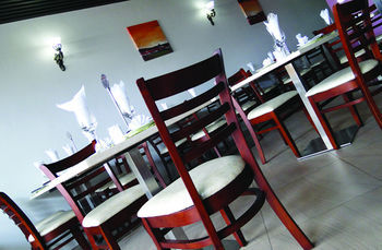Hotel Labama Gaborone Esterno foto